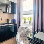Kaskada Parking & Balcony By Axel