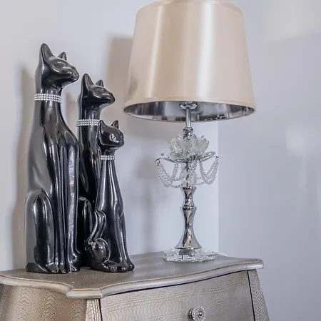 Kaskada Parking & Balcony By Axel *