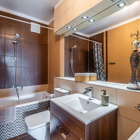 Lägenhet Kaskada Parking & Balcony By Axel *