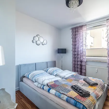 Kaskada Parking & Balcony By Axel Lägenhet Gdynia