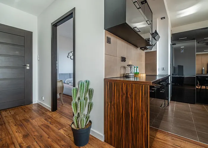 Kaskada Parking & Balcony By Axel גדינייה