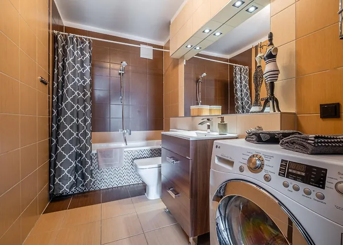 Kaskada Parking & Balcony By Axel גדינייה