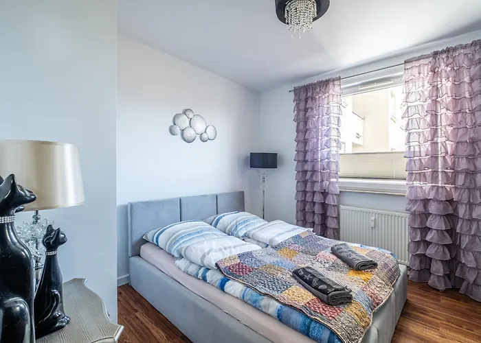 Kaskada Parking & Balcony By Axel דירה גדינייה